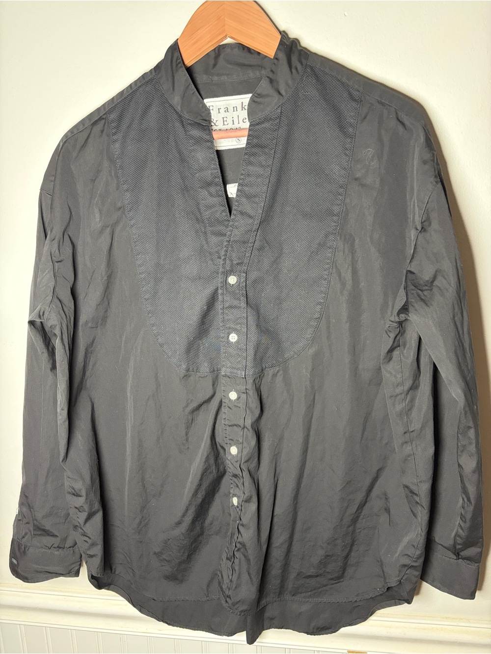 Frank & Eileen Victoria Tuxedo Style Long-Sleeve Button Shirt Black Oversized